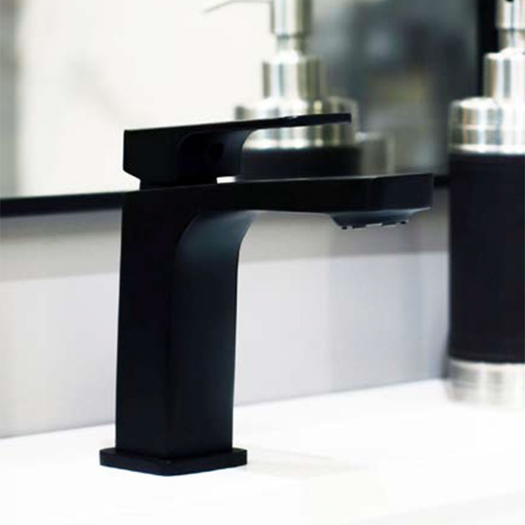 Vogt Niveau Bath Faucet