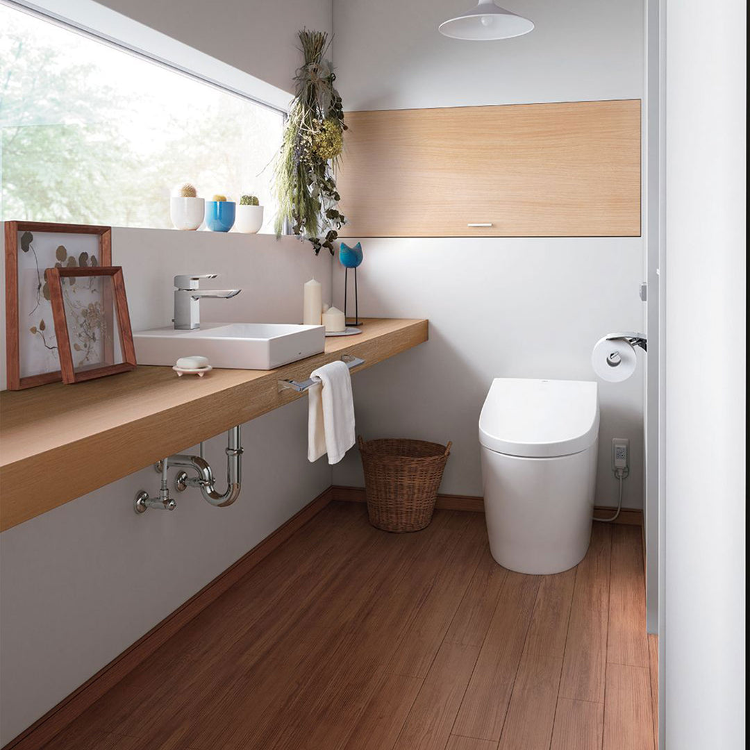 TOTO Neorest AH Dual Flush Toilet